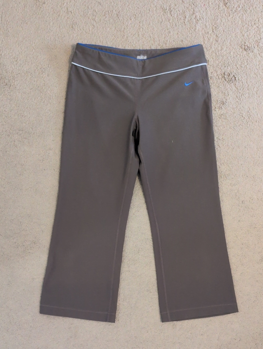 Nike Capri Sweatpants with Blue Accents